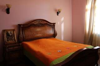 Гостевой дом Batumi Green Cape Guest House Махинджаури Четырехместный номер с общей ванной комнатой-1